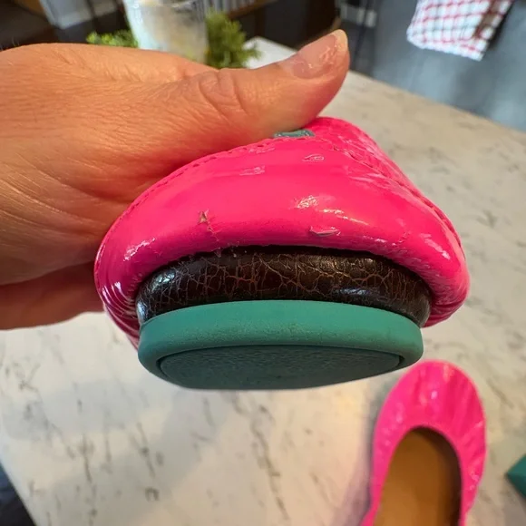 Pop Pink Tieks!! 💕 - Picture 6 of 9